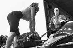 Helmut Newton/Pirelli / Divulgao