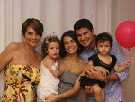 Fabian e Thays Londero estiveram na festa. A pequena Helose adorou.