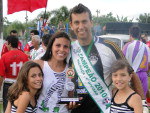 Nesta foto estamos eu, Karla, minhas duas filhas, Rafaella e Karyn e meu marido, Daivison Luiz. Estavamos na final do campeonato palhocense 2010 realizado no campo do Guarani de Palhoa, onde meu marido foi campeo e goleiro menos vazado.