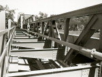 Ponte de Ferro, sendo recuperada para a passagem de veculos, em dezembro de 1990