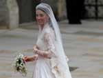 Momento da chegada de Kate Middleton na abadia de Westminster