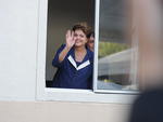 Dilma entrega apartamentos