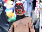 Entre as inspiraes da coleo da Cavalera, os tradicionais “luchadores” mexicanos