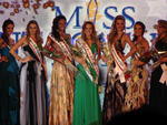 Michelly Bohnen durante o concurso do Miss Santa Catarina 2011, no Parque Beto Carreiro World
