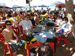 Galera curtindo a praia