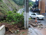 Deslizamento de terra na Rua Ingo Hering, na regio central de Blumenau