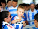 Torcida leva apoio aos jogadores no embarque do time para a Bahia