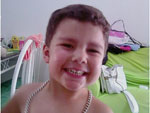 Lucas, nosso tesouro...Te amamos filho...Beijos Ju e Mi.