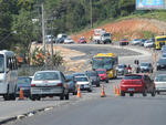 Um acidente entre uma carreta e um carro provocou a morte de uma pessoa, no incio da tarde desta segunda-feira, na SC-401, prximo ao trevo de Canasvieiras, no sentido Norte da Ilha, em Florianpolis. O trnsito ficou complicado no local por uma hora e meia.