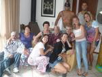 Foto tirada no aniversrio de 90 anos do meu v Paulinho, em Florianpolis. Eu, Elisabeth, Marcio, Rafaela, Michelle, Isabelle, Mario, Gustavo, Suellen, seu Paulinho, Cecilia, tio Negrinho. 