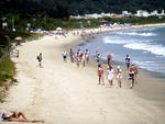 Movimento fraco na praia de Jurer Internacional