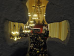 Russos participam de culto de Natal em Moscou, na Catedral da Virgem Maria Imaculada Conceio 