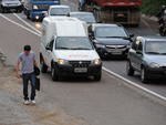 Condutores e  pedestres cometem imprudncias na Rodovia em Blumenau