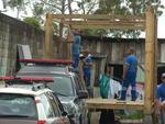 Tera-feira: Prefeitura derruba construo de barracos irregulares no bairro Imaru, em Itaja