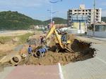 Segunda-feira: Tm incio as obras na Avenida Jos Medeiros de Vieira. Trnsito na Praia Brava, em Itaja, ser liberado em 15 dias
