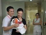 Quarta-feira: Menina que nasceu com 500 gramas, em Blumenau, deixa hospital aps 170 dias de internao na UTI