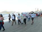 Domingo:1 Marcha da Maconha reuniu 450 pessoas na praia de Balnerio Cambori