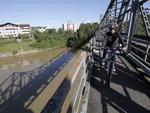 Ponte de Ferro - Reprter do Santa percorreu 163 km de bicicleta por vrios bairros da cidade