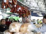 Feira Municipal da Proeb, Bairro Velha e Bom Retiro - Reprter do Santa percorreu 163 km de bicicleta por vrios bairros da cidade