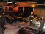 Quarta-feira: Loja de pneus pega fogo na Rua 2 de Setembro, em Blumenau