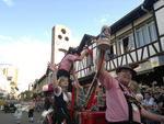 Desfile: sbado a Rua XV de Novembro, no Centro, foi palco do primeiro desfile da 30 Oktoberfest