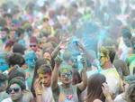 Crazy Holi colori Blumenau neste sbado, primeira edio do festival das cores na cidade.