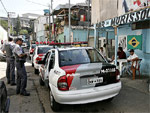 Quatro bandidos foram presos na madrugada de tera-feira na Vila Funchal. Esse  o segundo dia de ataques