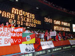 Torcida empolgada antes da partida. Os gachos fizeram a festa no Morumbi