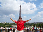 coloradao comemorando o titulo na Torre Eiffel, em Paris