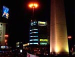 Foto no tradicional Obelisco de Buenos Aires, aps vitria!!! 