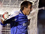 Goleiro Fernando Muslera, do Nacional, comemora gol de seu time