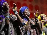 Na frica do Sul, o Soweto Gospel Choir fez apresentao em Joanesburgo 