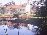 Rodival Spitzer, de Piracicaba/SP: Grande Hotel Arax Arax - MG: vista da Igreja