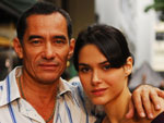 Pai e filha, Jder (Chico Diaz) e Joana (Fernanda Machado) 