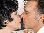 Richard Burton e Elizabeth Taylor comearam a namorar durante o filme Clepatra