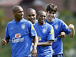 Gilberto, Maicon, Mineiro e Kak durante o treino