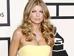 Fergie arrasou com vestido discreto e chique