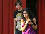 Zac Efron e Vanessa Hudgens, o que dizer dos namoradinhos da crianada? Nada n, no dura at o prximo Valentine's