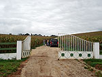 Entrada da fazenda de Francisco Calle, em Palmeira