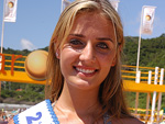 Beatriz Back, 16 anos, 1,81m, representante de Cricima,  eleita segunda princesa