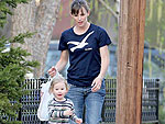 Jennifer Garner e Violet, 2 anos e meio