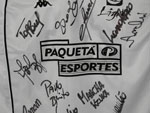 Camisa autografada