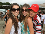 Roberta Pugsley e Sabrina Schumacher e Luiz Amilton