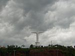 Um dos cartes postais de Araguana (TO), emoldurado por grossas camadas de nuvens vindas da floresta amaznica