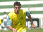 Everton Cezar, um dos destaques do time, no treino
