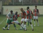 Partida aconteceu nesta quinta-feira na Arena Joinville