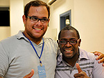 Na foto eu Moyss (esquerda) com o cantor gospel Kleber Lucas no show realizado no dia 23/01/09 no multiuso SJ