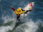 Kelly Slater is champion of Hang Loose Santa Catarina Pro