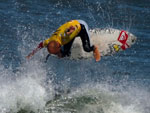 Kelly Slater is champion of Hang Loose Santa Catarina Pro