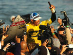 Kelly Slater is champion of Hang Loose Santa Catarina Pro